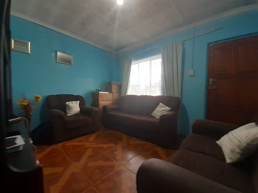 2 Bedroom Property for Sale in Bethelsdorp Eastern Cape